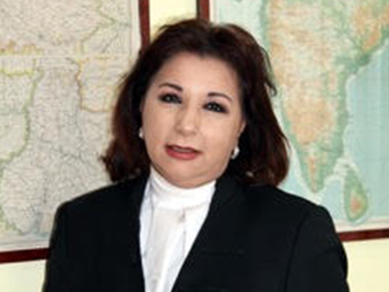 Kim Hollis, QC