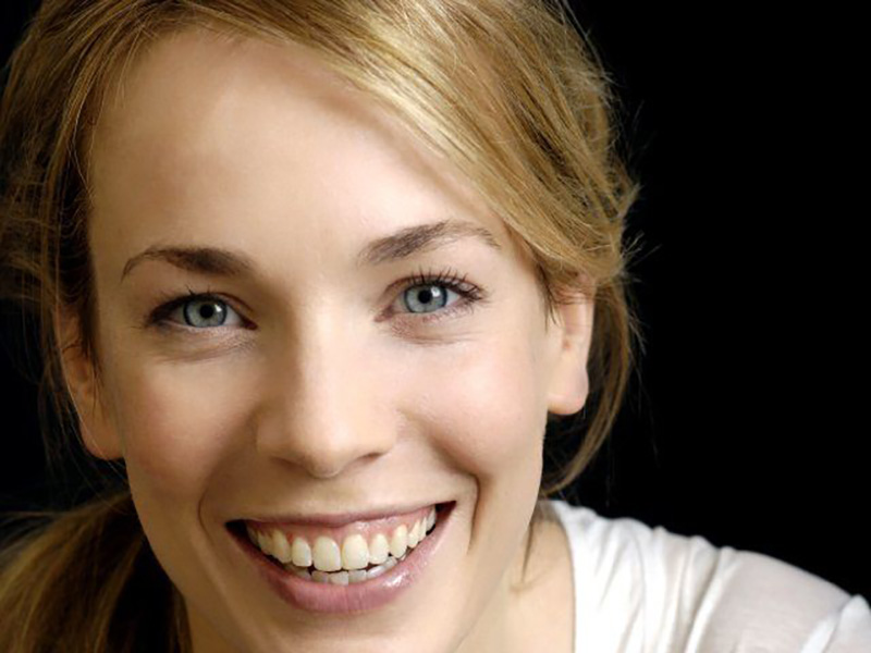 Laura Main